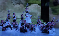 新疆布尔津县：载歌载舞欢庆&ldquo;纳吾热孜节&rdquo;