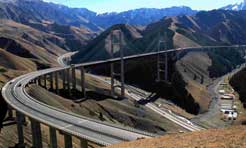 果子沟大桥&mdash;&mdash;新疆第一高桥