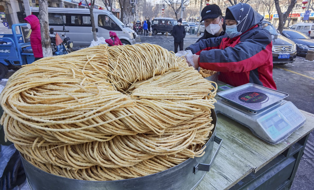 乌鲁木齐逐步有序恢复生产生活